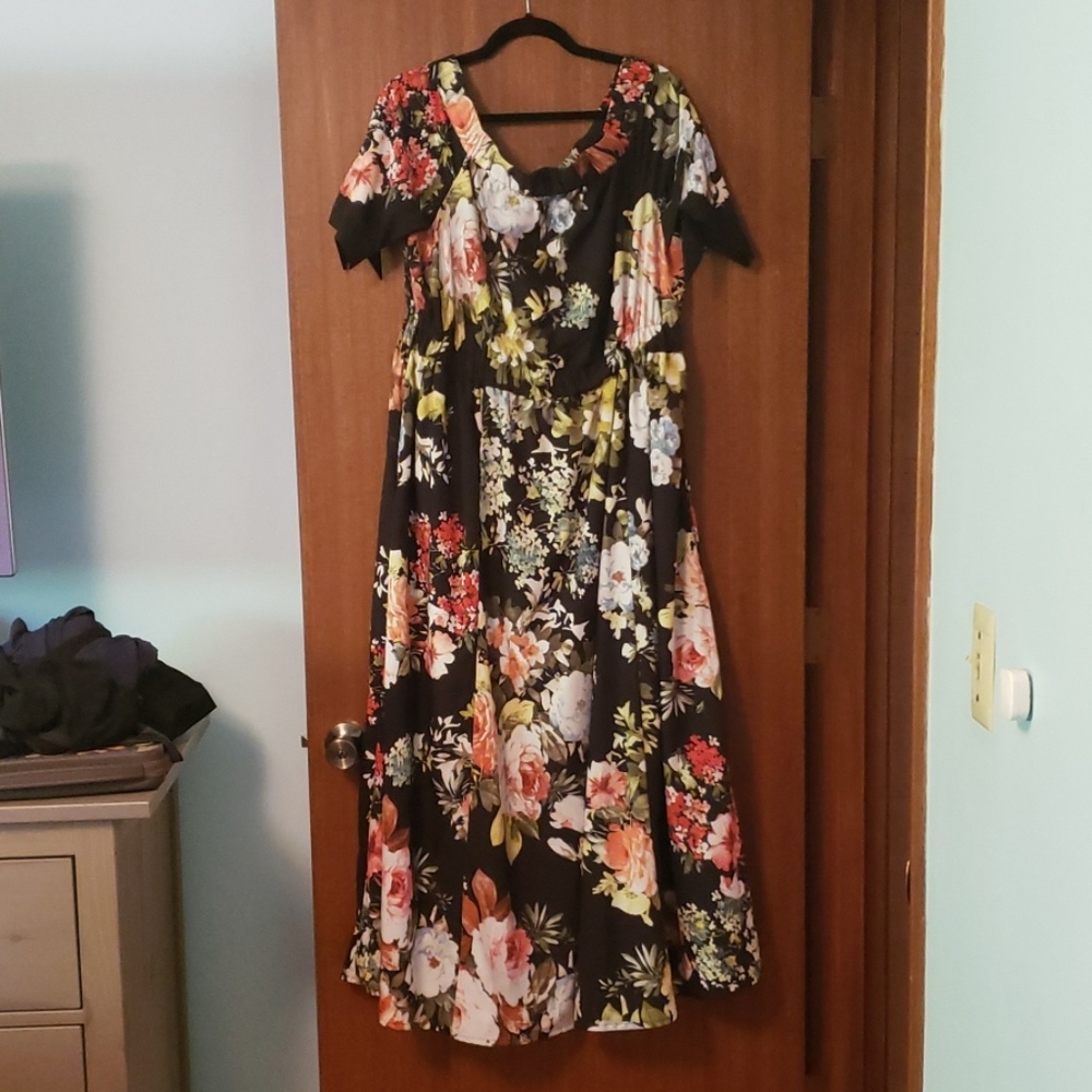 Plus size floral Maxi dress
